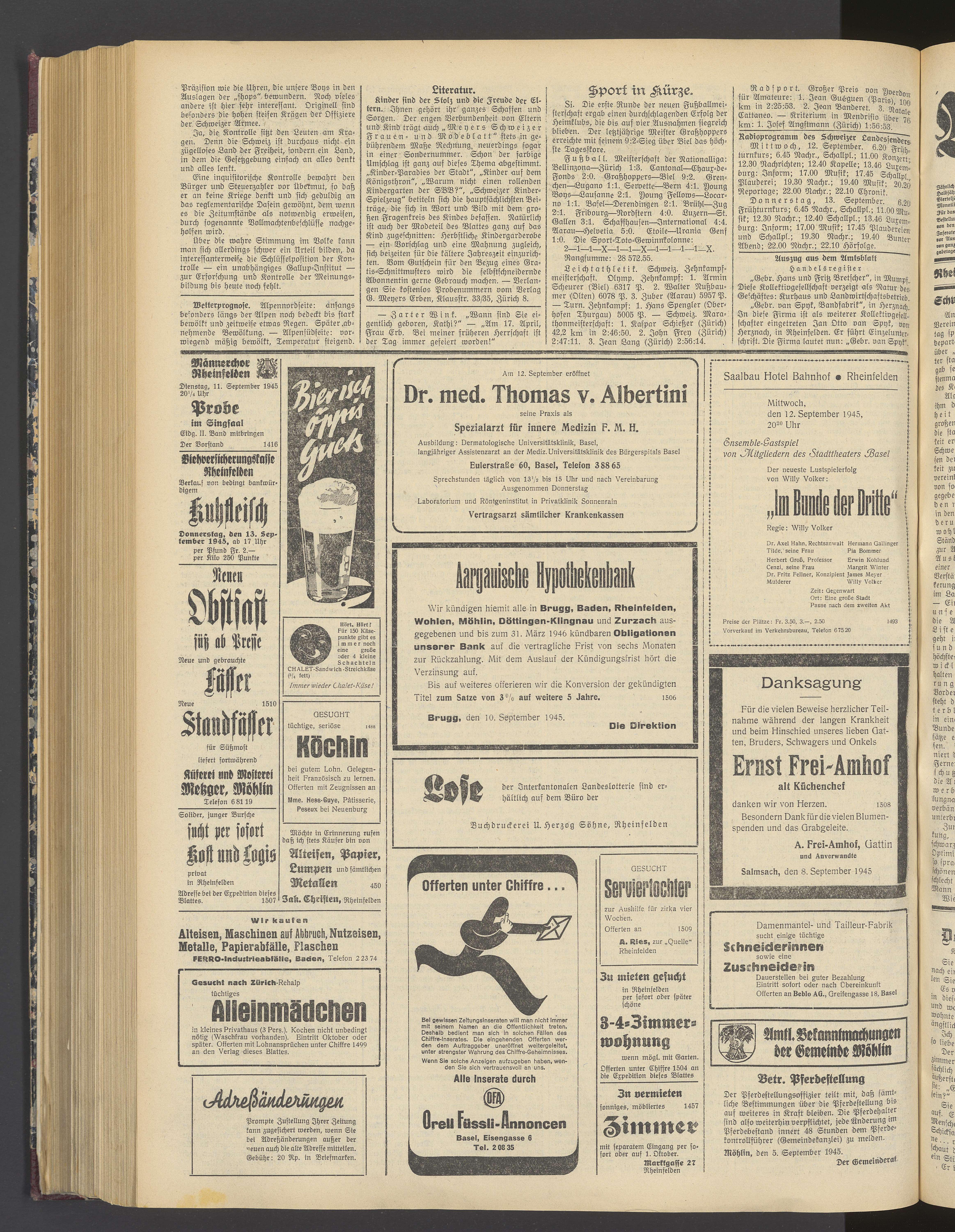 1945